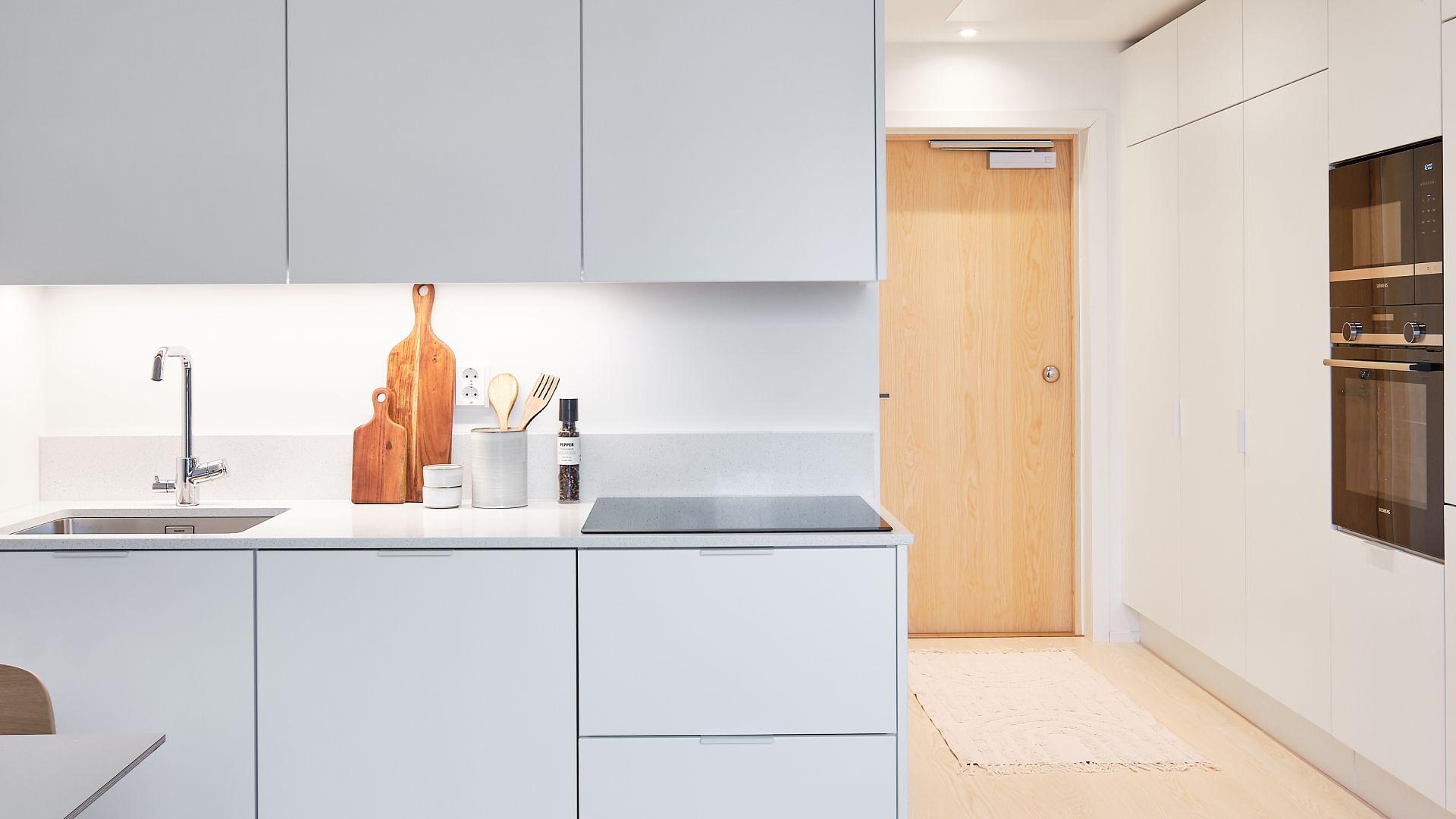image-meander-C98-studio-kitchen-white-169-1.jpg